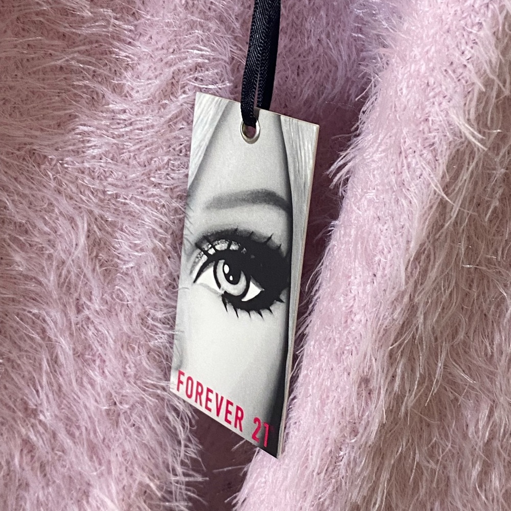 Barbie x Forever21 sweater - Picture 3 of 5